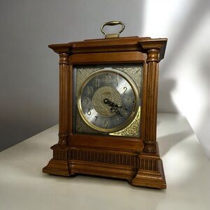 Howard Miller 635-126 Albany Mantel Clock